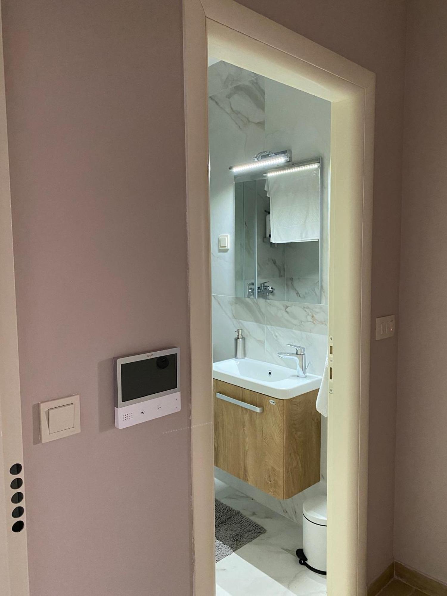 Apartman Tara Tivat Buitenkant foto